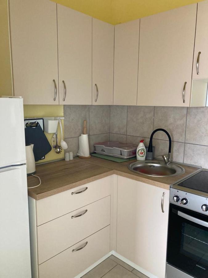 Apartmani Fijan Паг Екстериор снимка