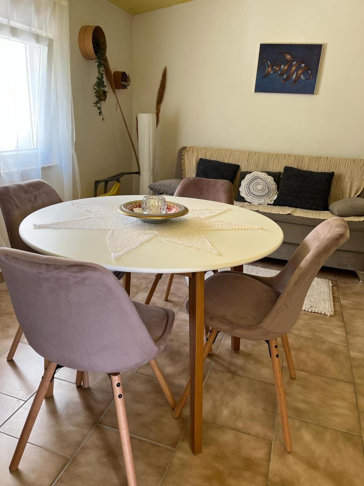 Apartmani Fijan Паг Екстериор снимка