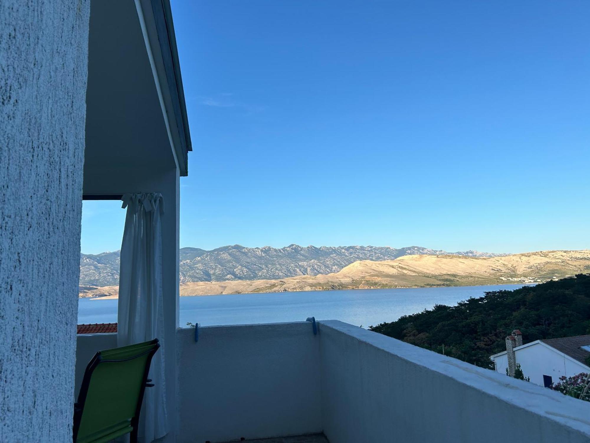 Apartmani Fijan Паг Екстериор снимка